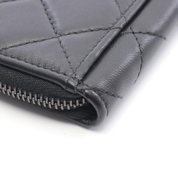 CHANEL Black Lambskin Leather Wallet - Picture 7 of 8